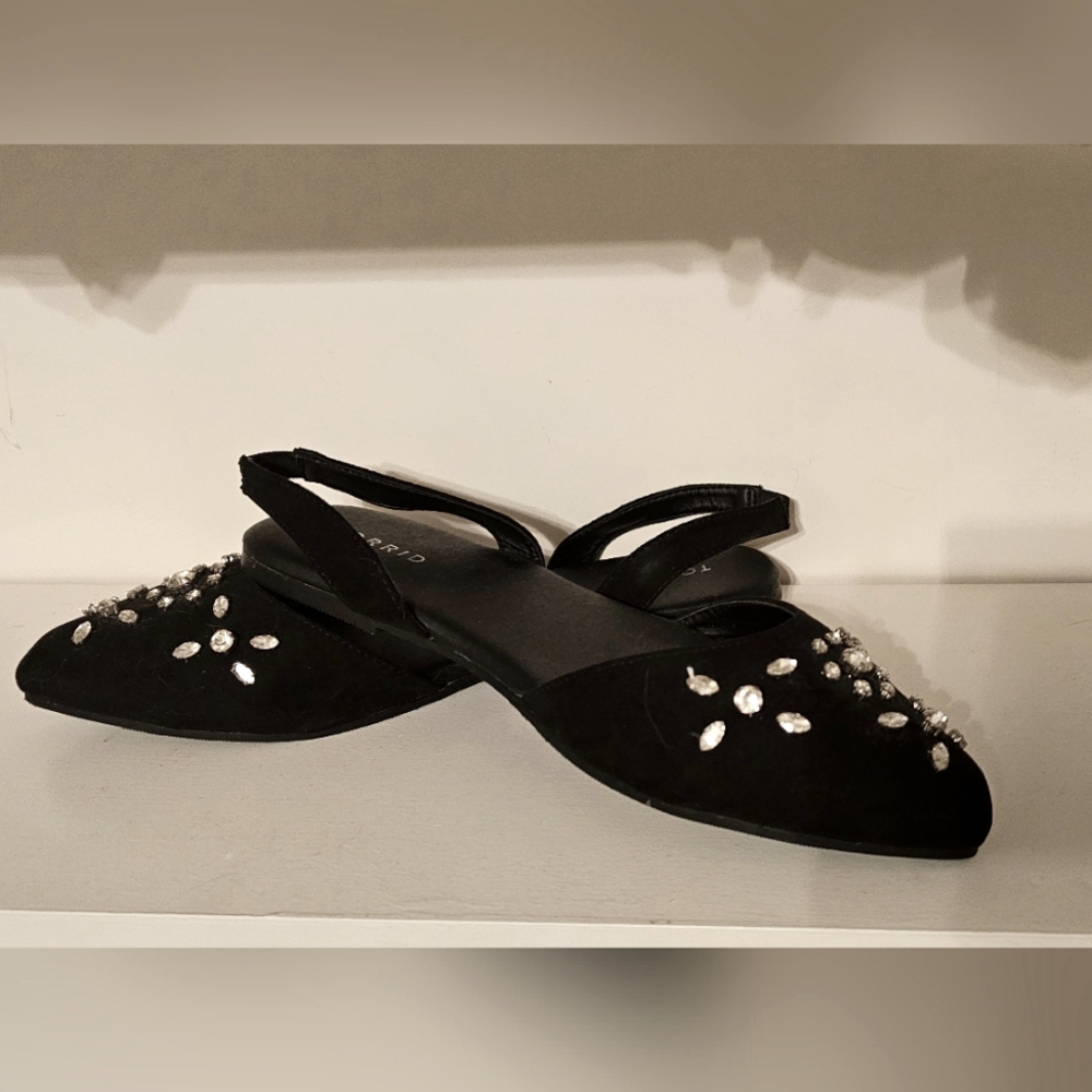 Torrid 11.5 Black Sparkle Gem Flats